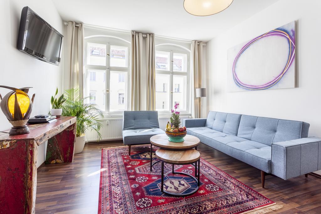The Rheinsberger - Cosy 2Br One Living Room Up To 6 Berlín Exterior foto